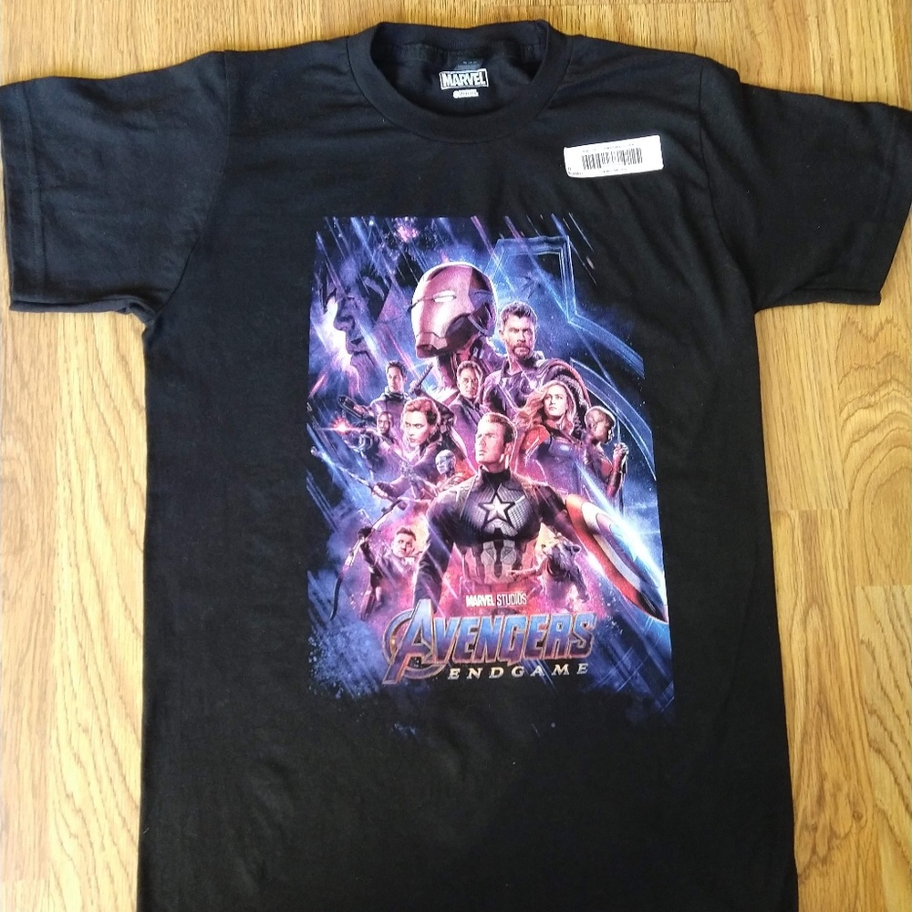Marvel Avengers Endgame Graphic NWOT T-Shirt